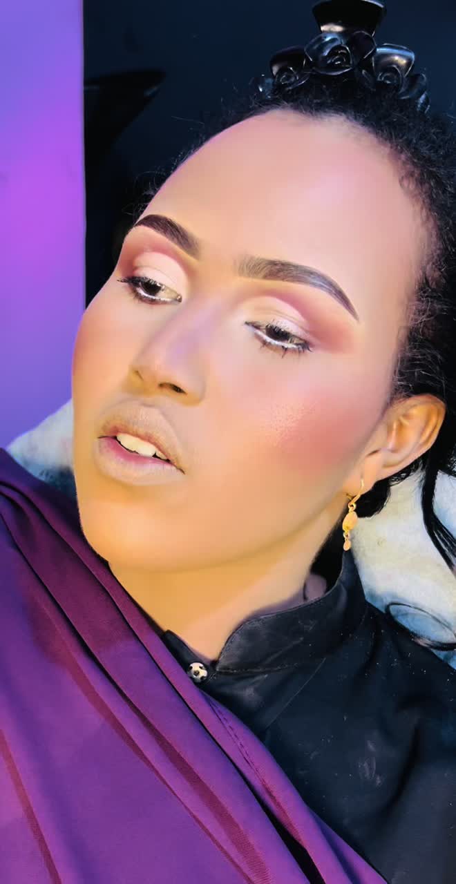 @Susu makeup artist