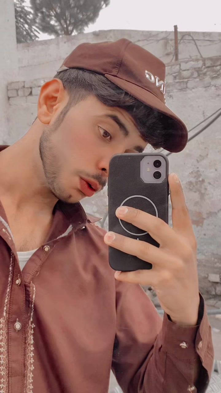 @ملک کہتے ہیں🦅🔥