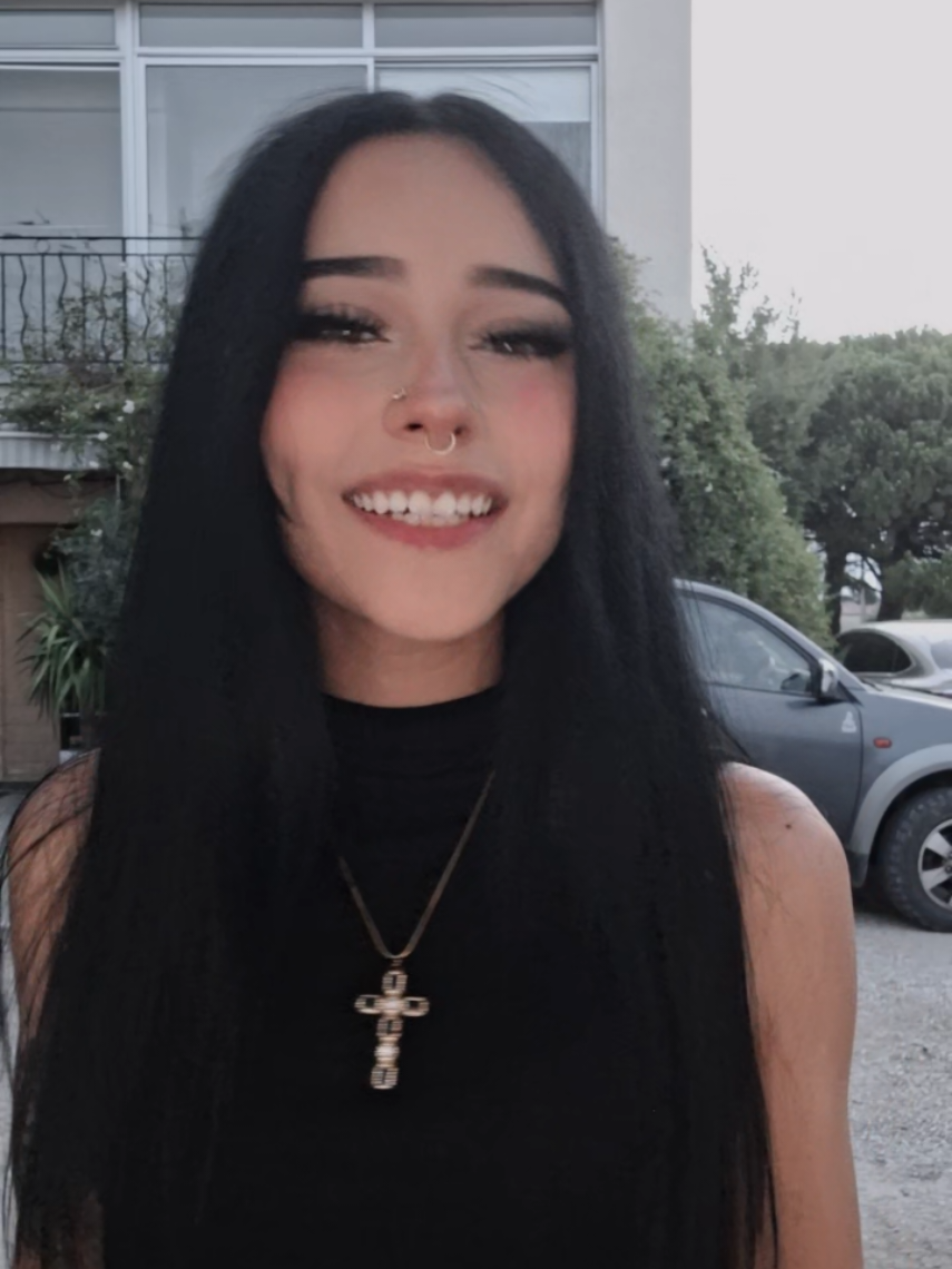 @☽✞𝕷𝖊𝖘𝖑𝒚✞☾