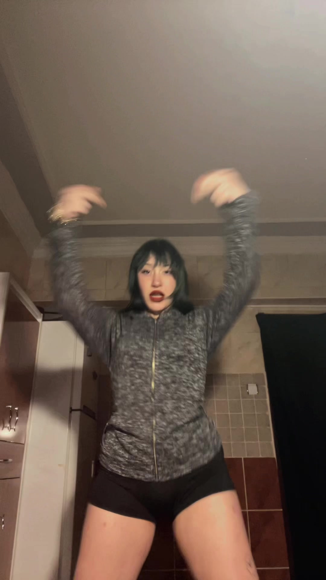 @Vera
