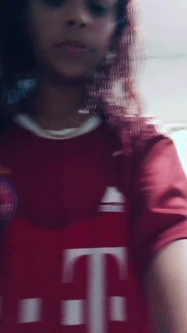 @🧛🏻&zwj;♀️