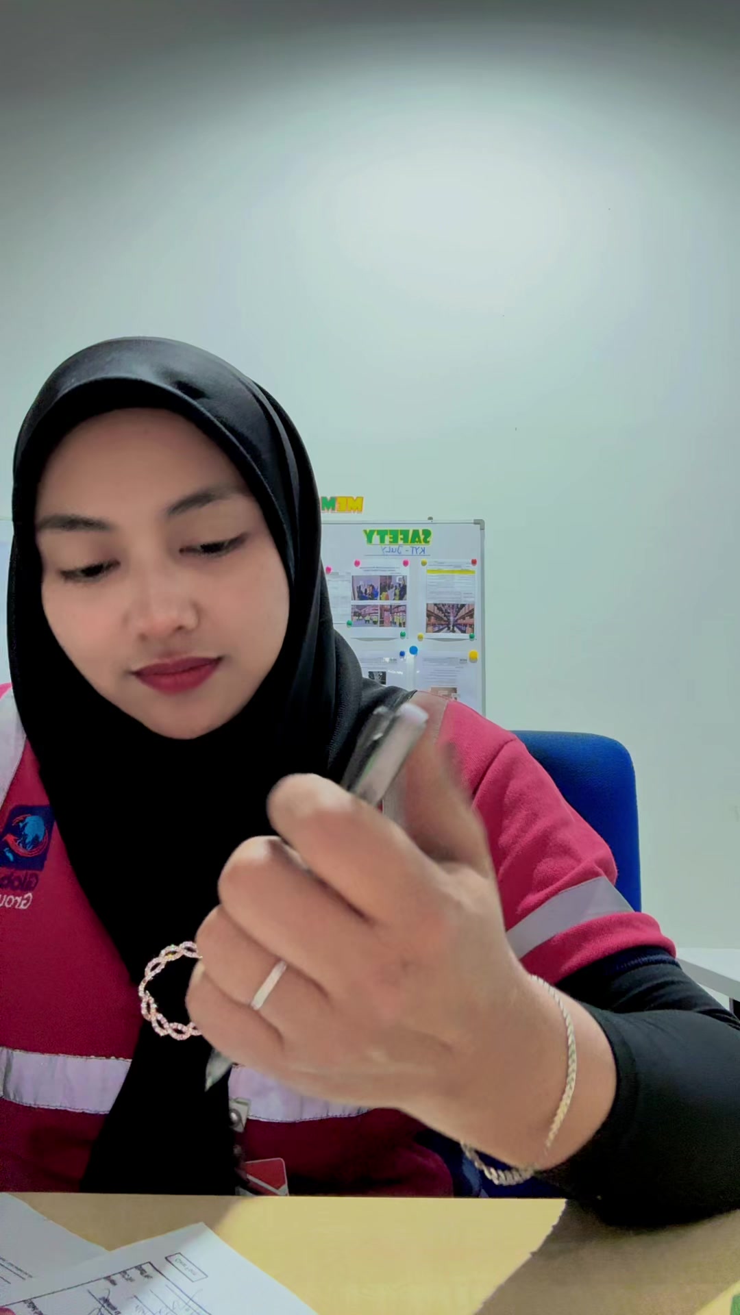 @Anis global