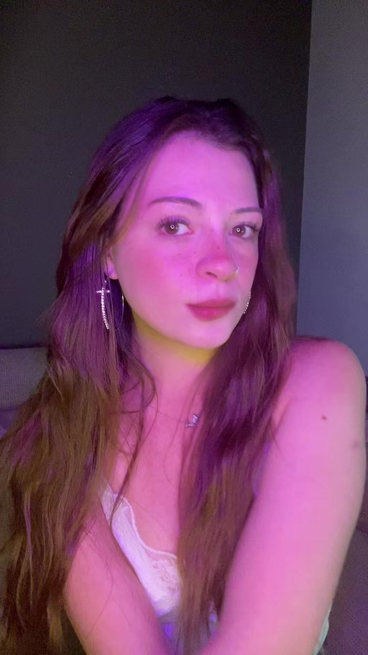 @Jazmin Adela ✨