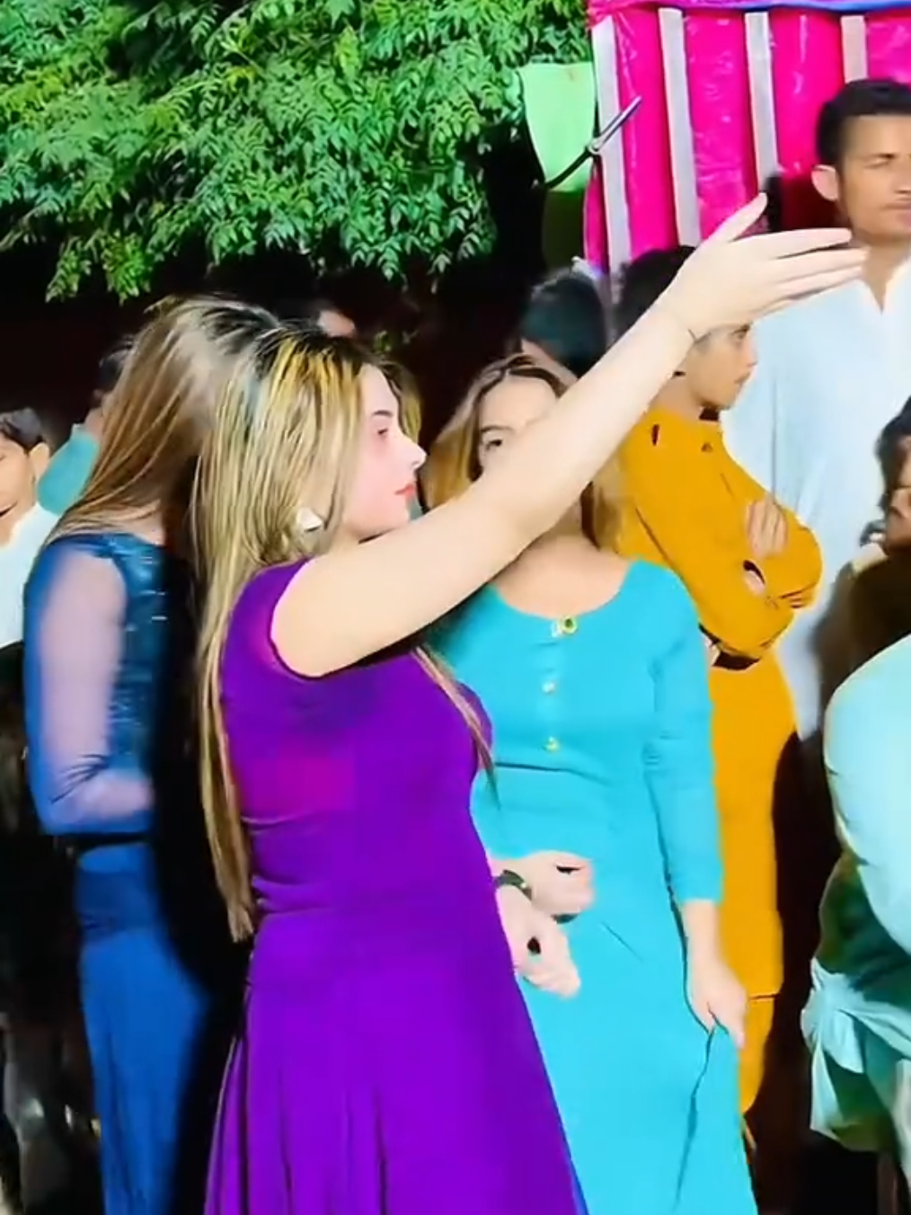 @pinky Khan