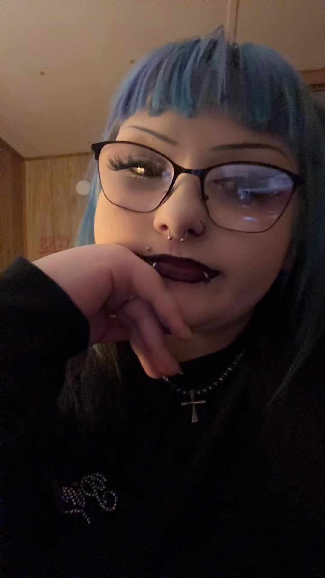 @rae 🧿🌞🕯️