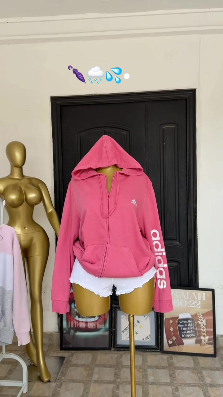 @Berla&rsquo;s Apparel 𓏲ᥫ᭡