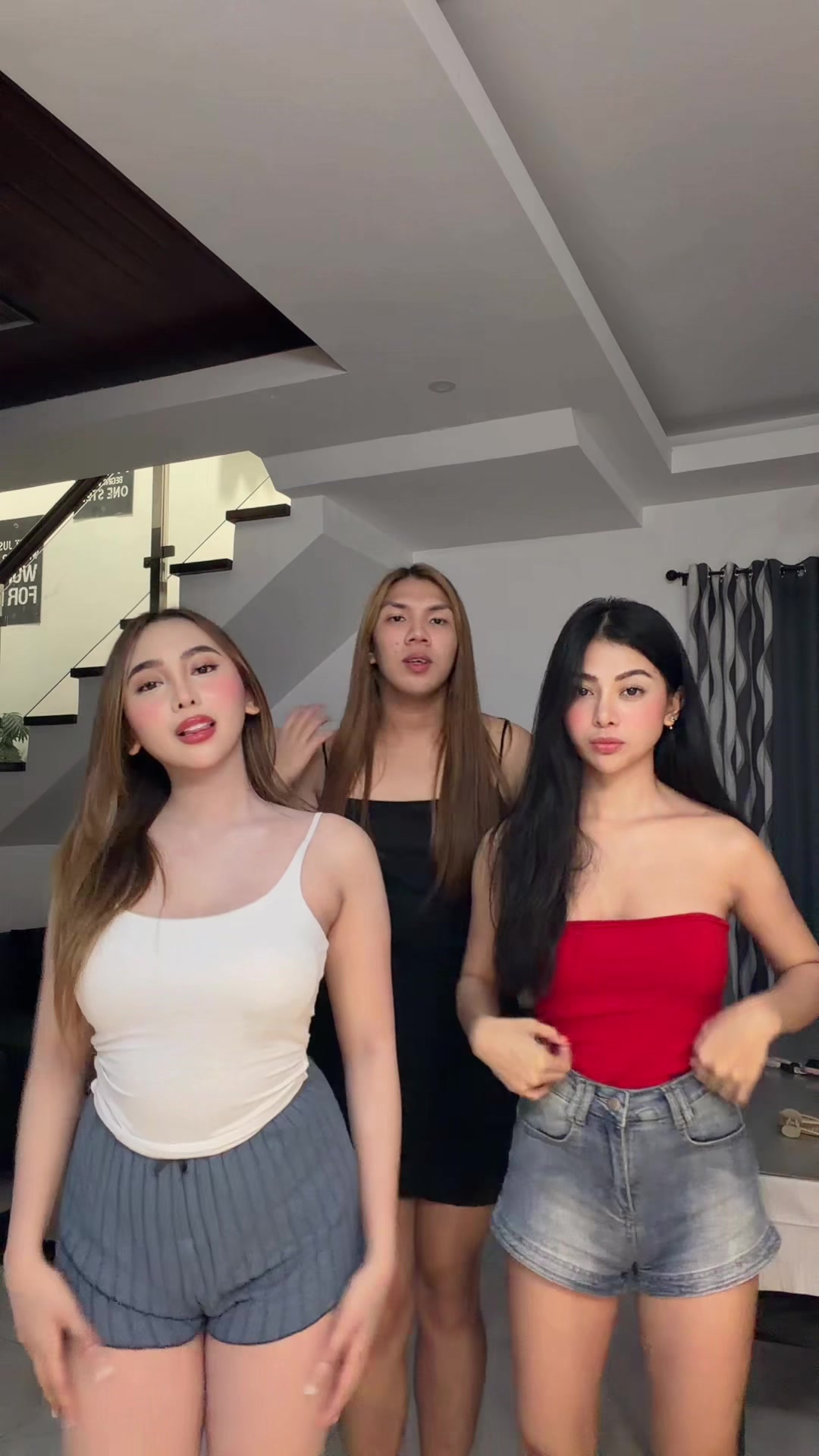 @Khai