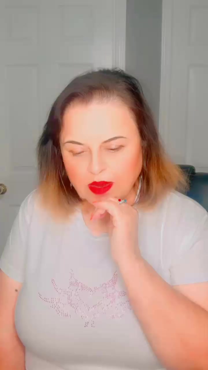 @queen_of_hearts🇨🇦