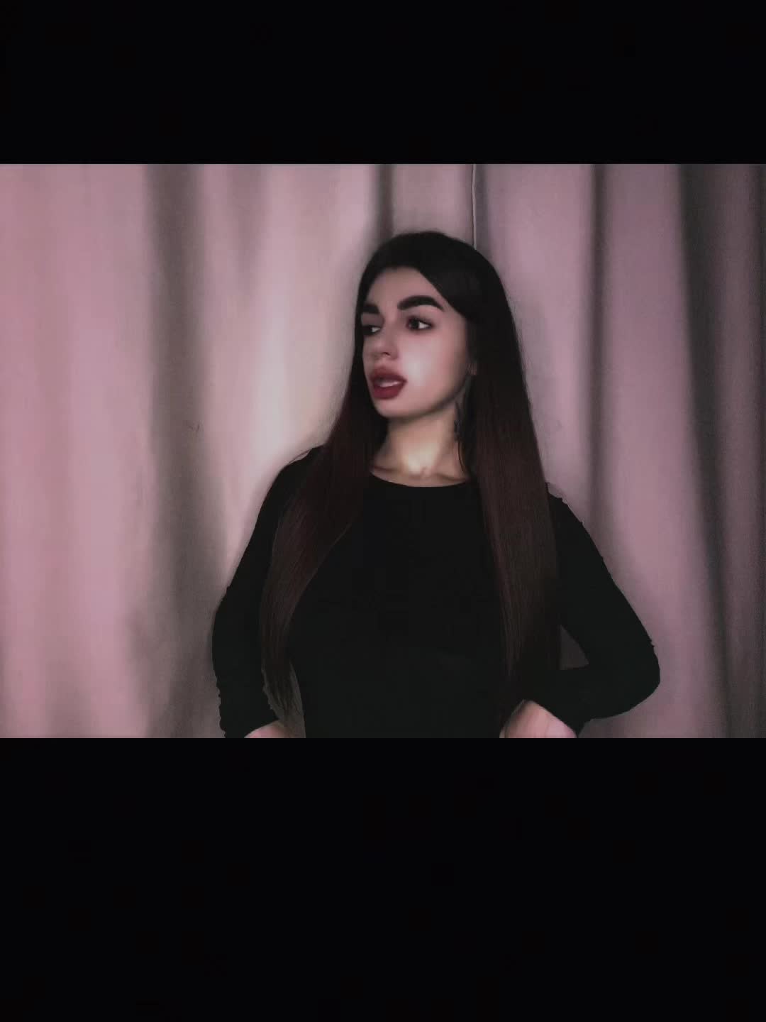 @Alina🦋✨