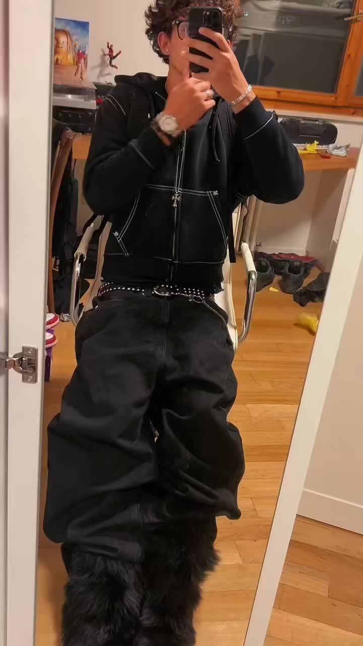 @SAM.