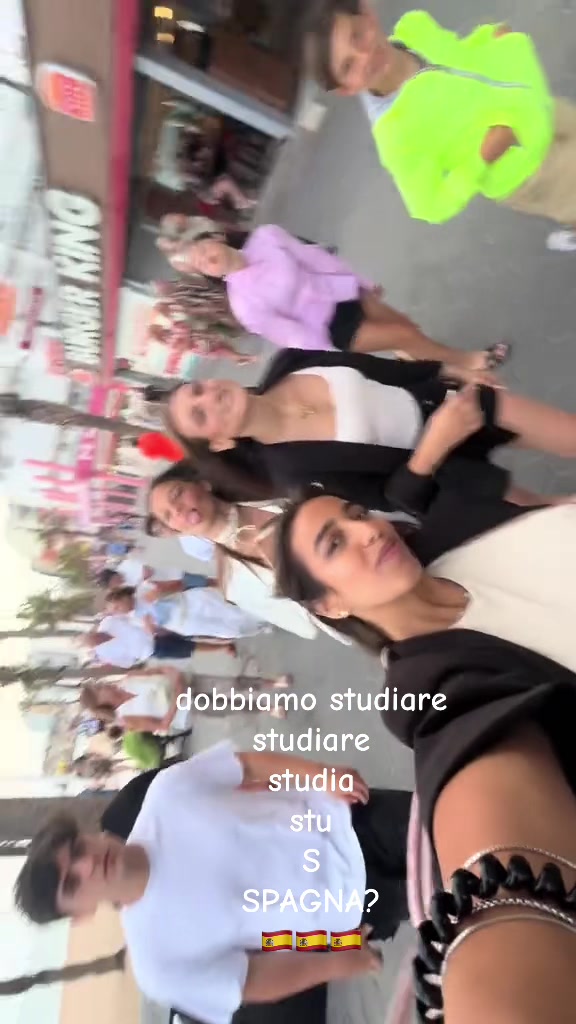 @MarikaAmbrosio