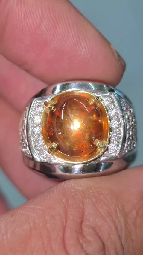 @uzzy gemstone
