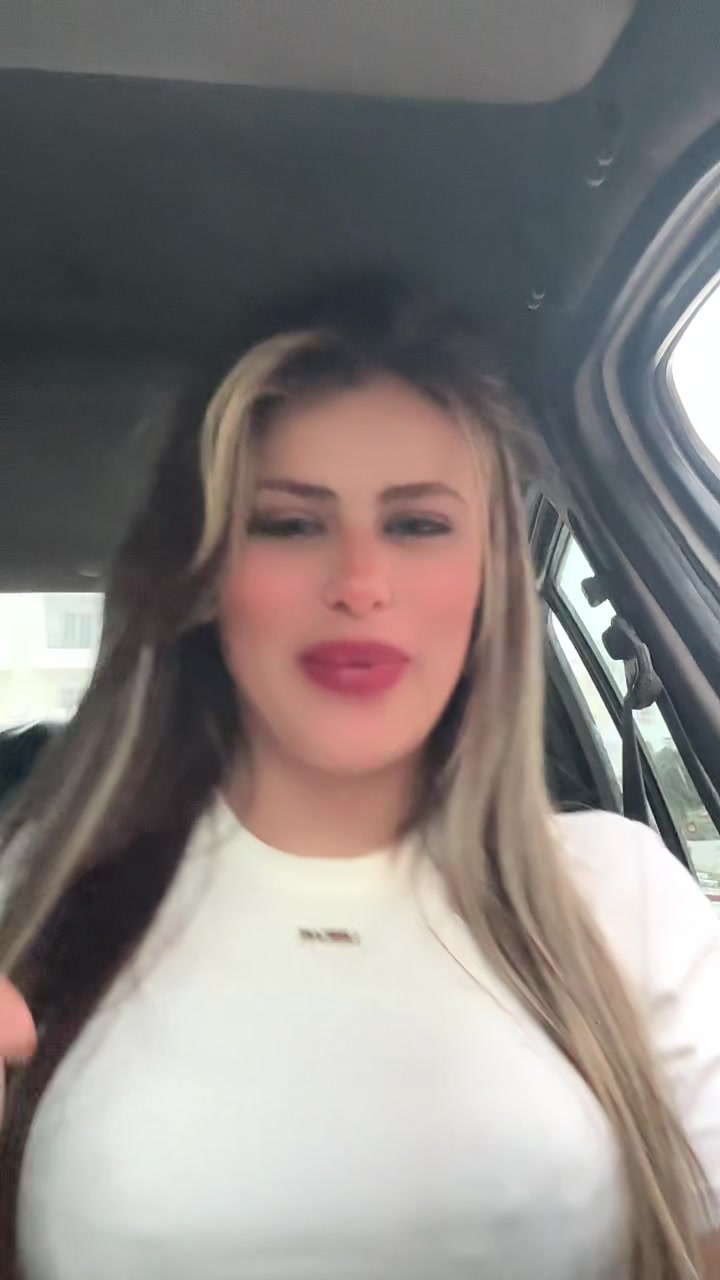 @مغروره ✌️🤭