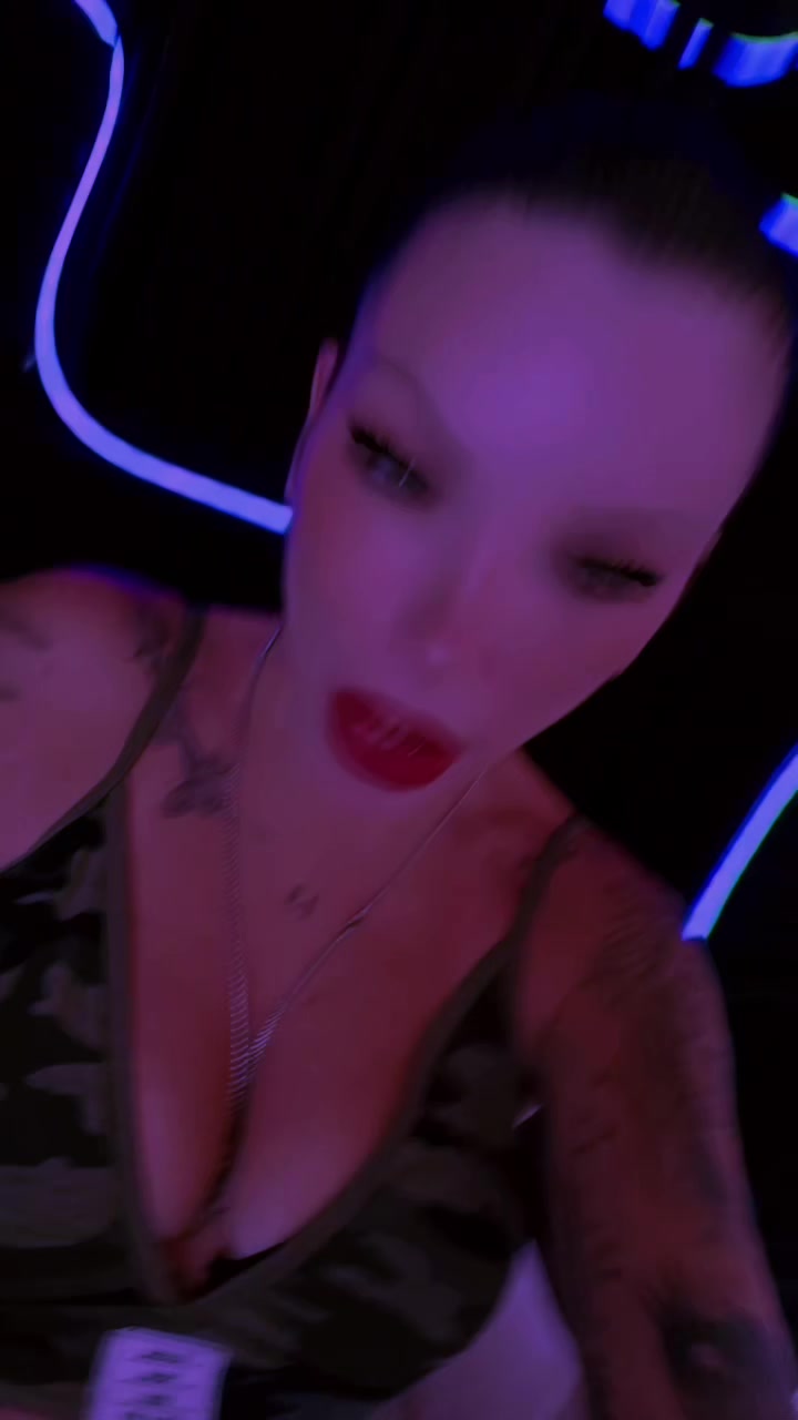 @⚜️❤🔥LA REGINA DI TIK TOK🌹🐿