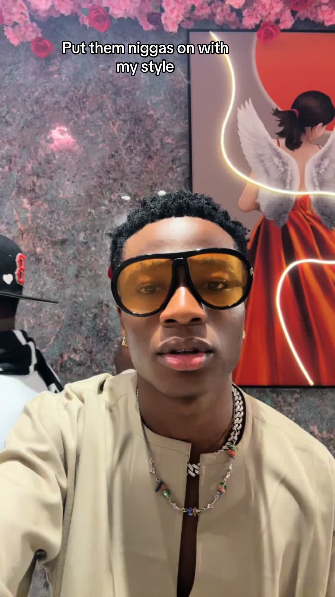 @COACH SEXY.