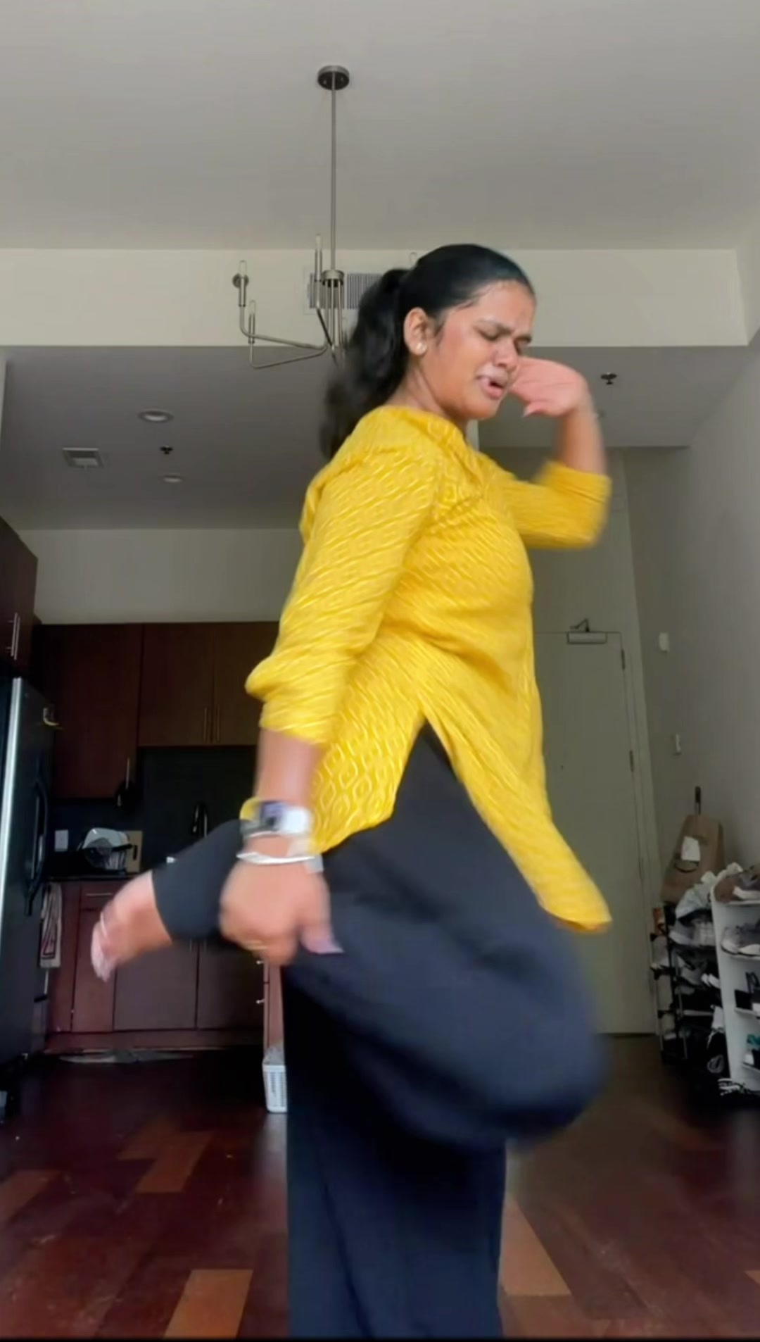 @Nikhi
