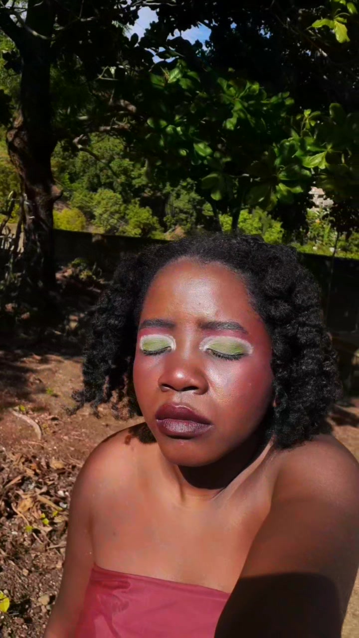 @UrbanLilyAyiti
