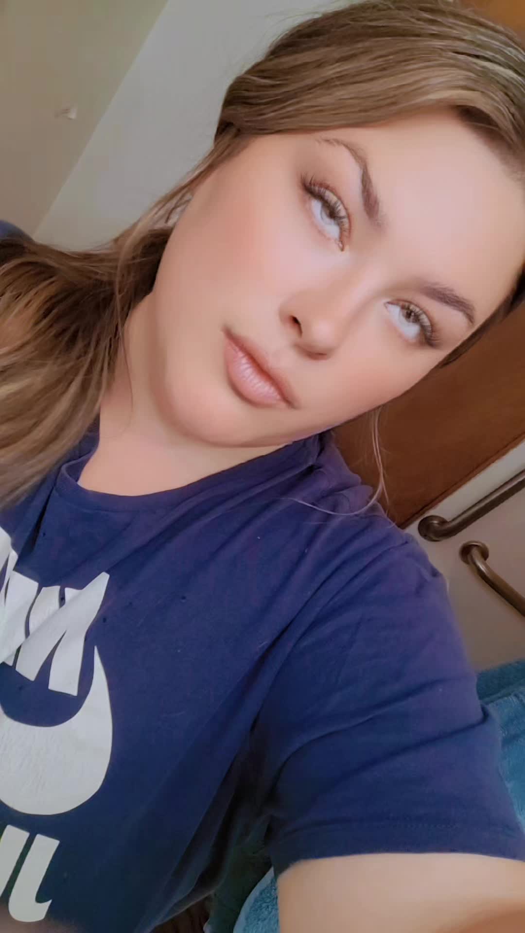 @💋