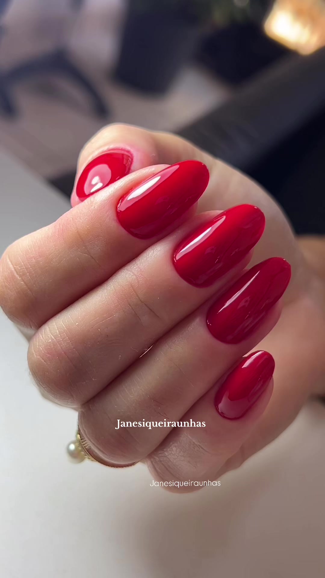 @Janesiqueiraunhas