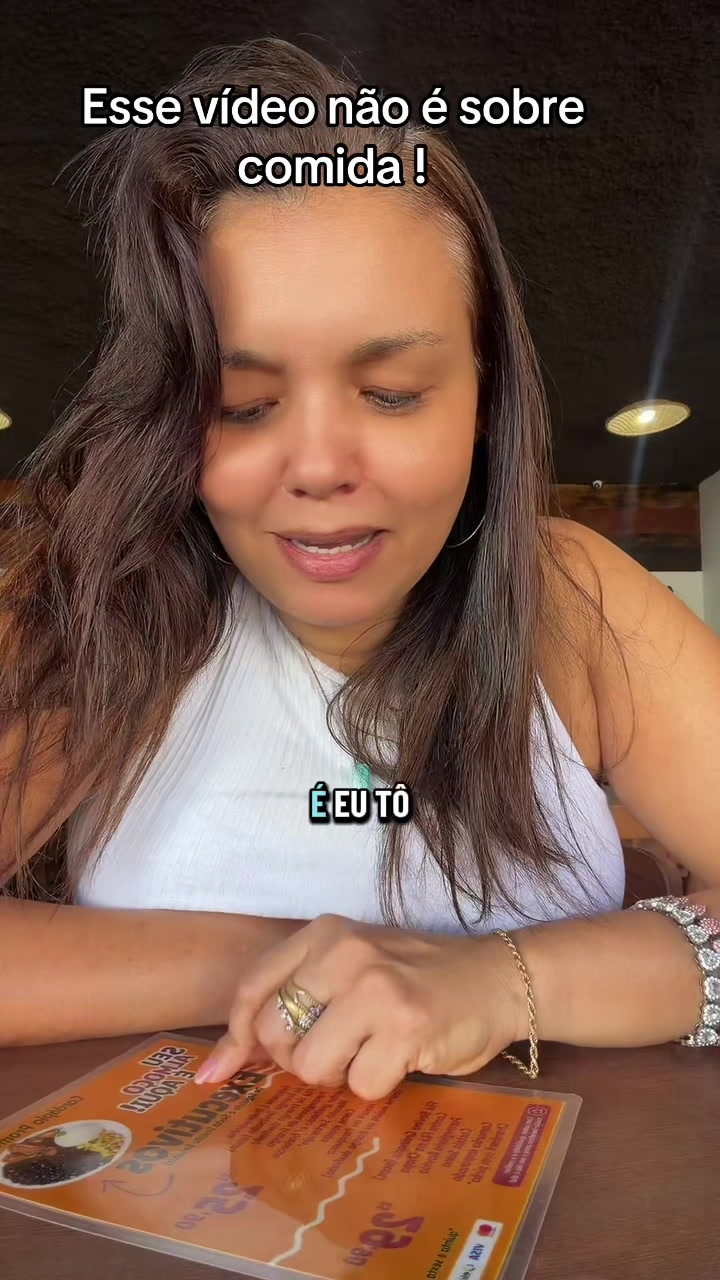 @Lívia 🪬🗝️💍📚💎🪬💒🥂✨🌹🌟