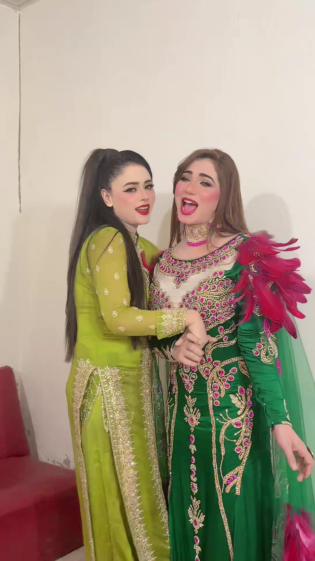 @Nishakhan official