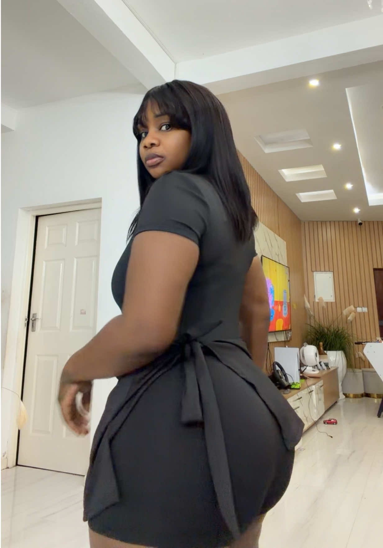 @pettyburnelloo