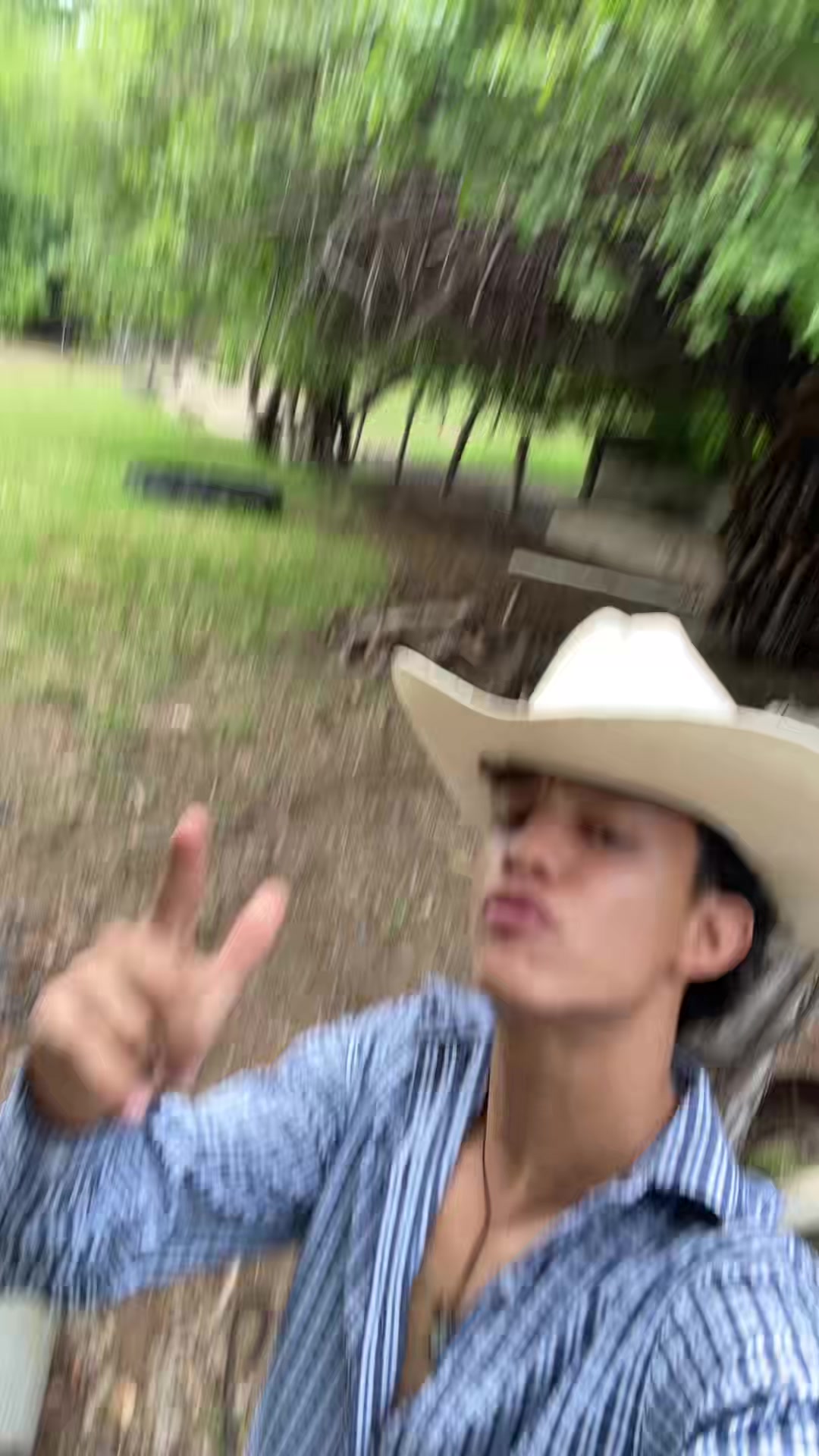 @andy_mismo