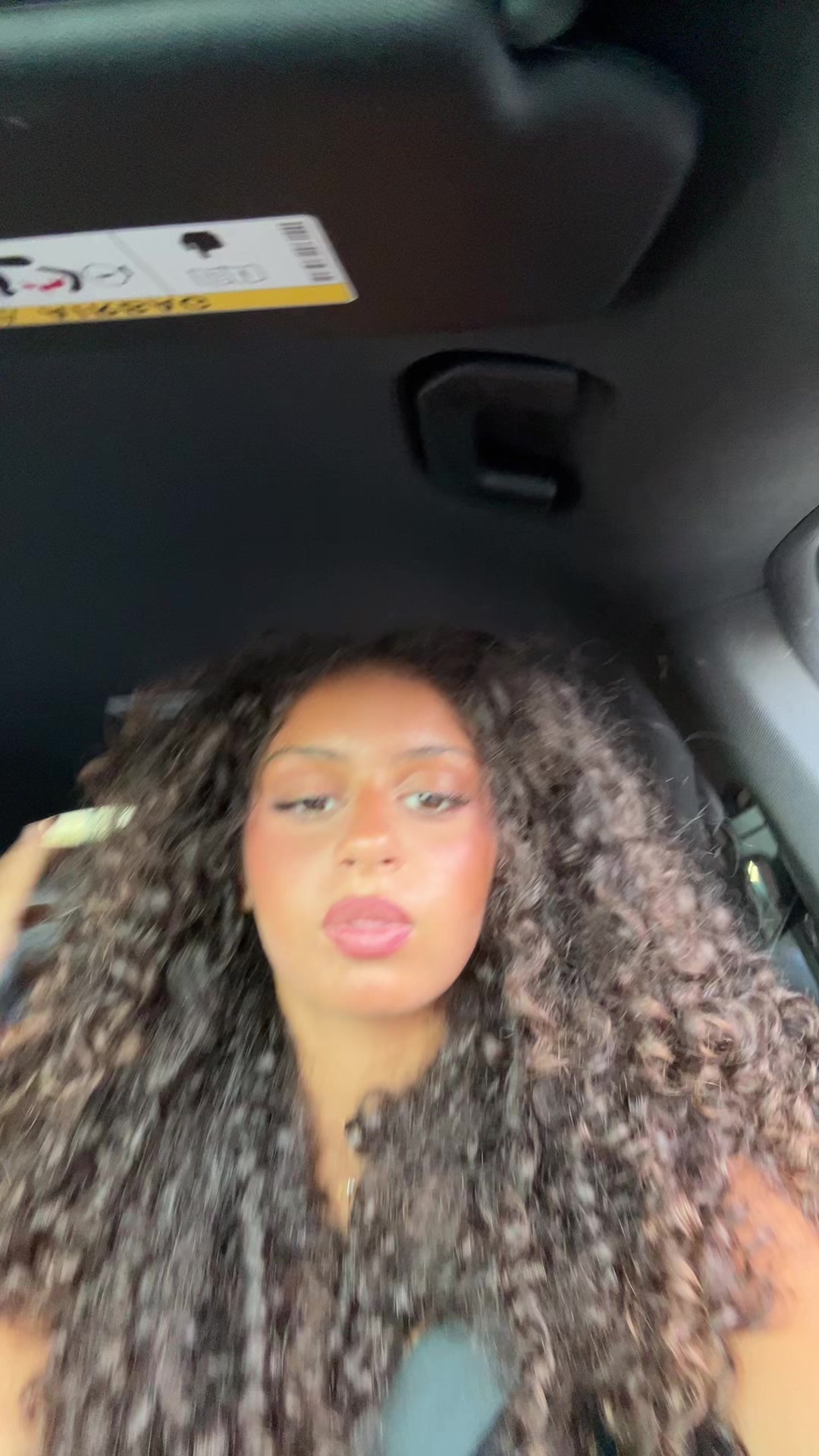 @Kely🇹🇳