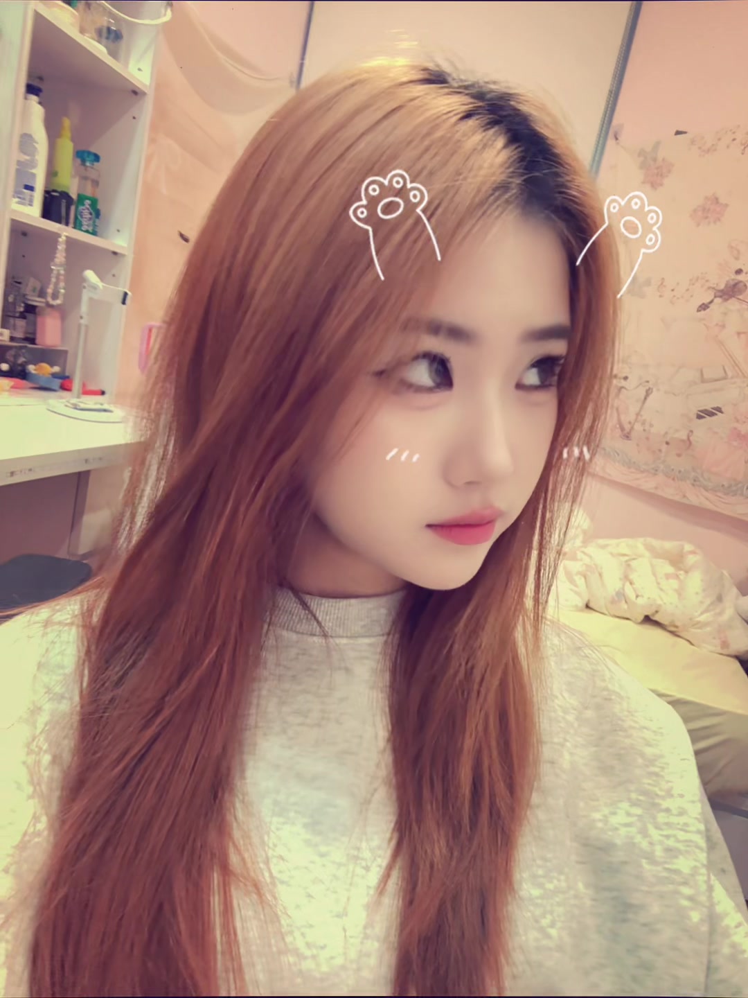 @⋆˚࿔ emma fan 𝜗𝜚˚⋆