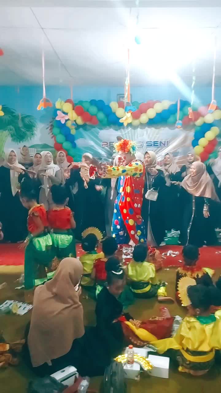 @Badut salamun