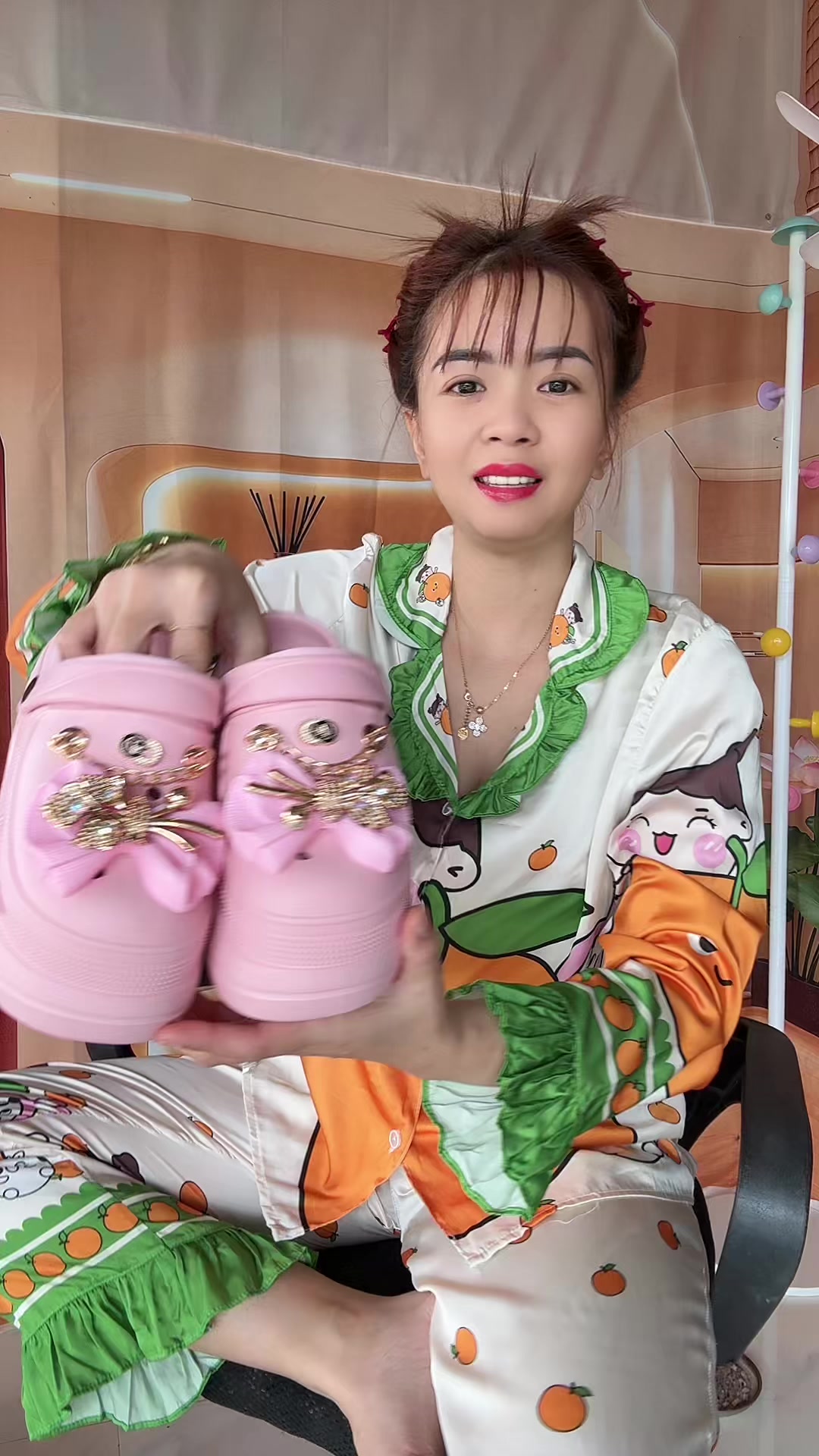 @Em Cẩm N&egrave;