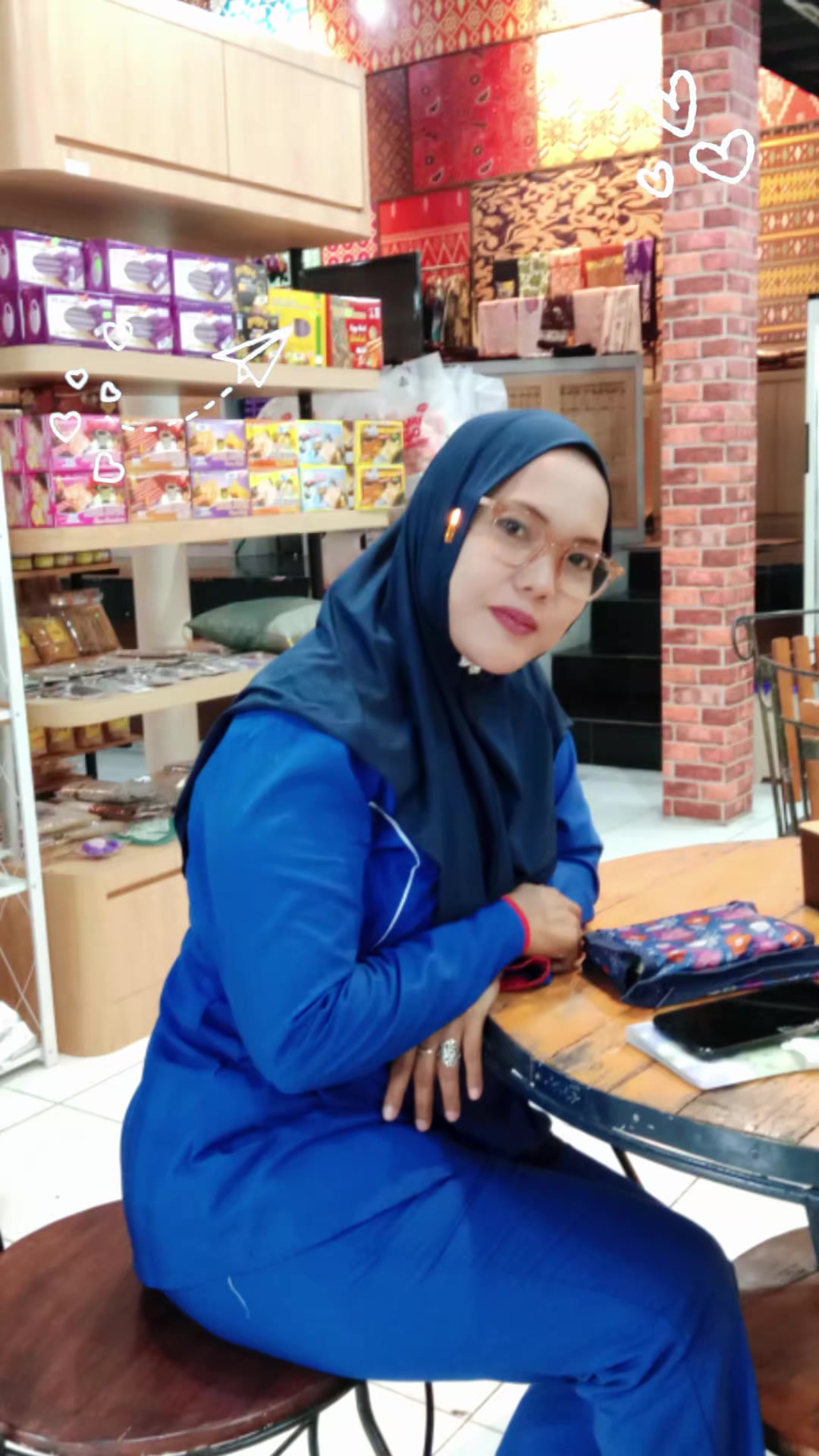 @mom's dira scs