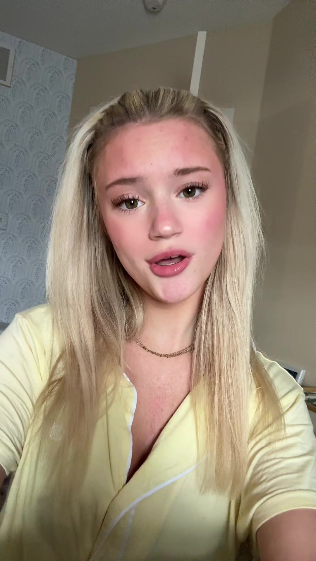 @maddiethompsn