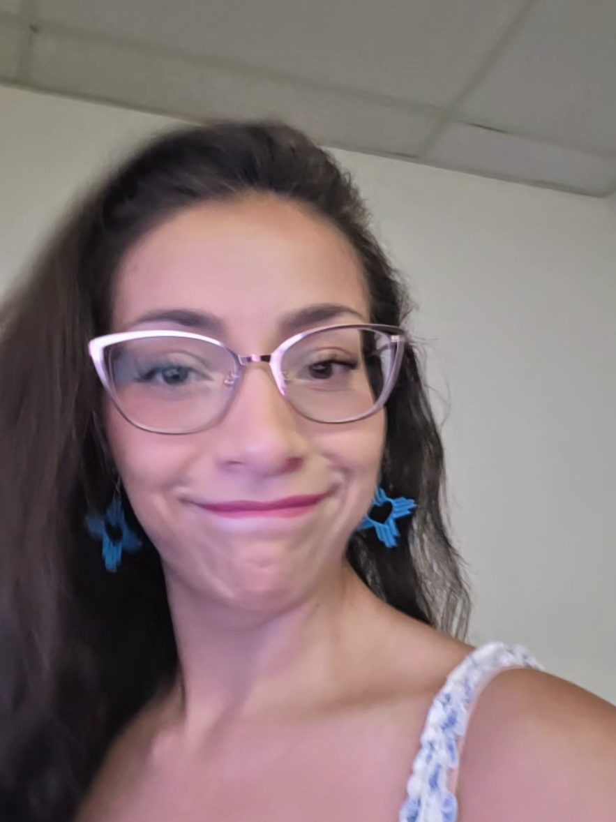 @Feliz