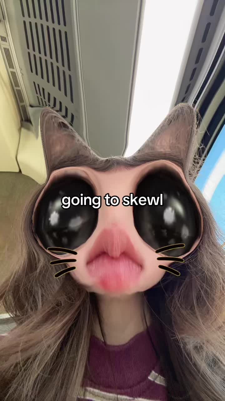 @Vickie 🐈⬛