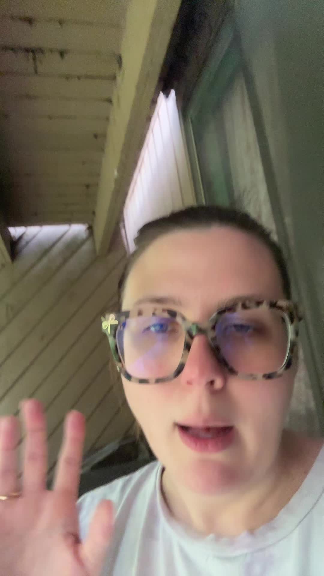 @aislyn