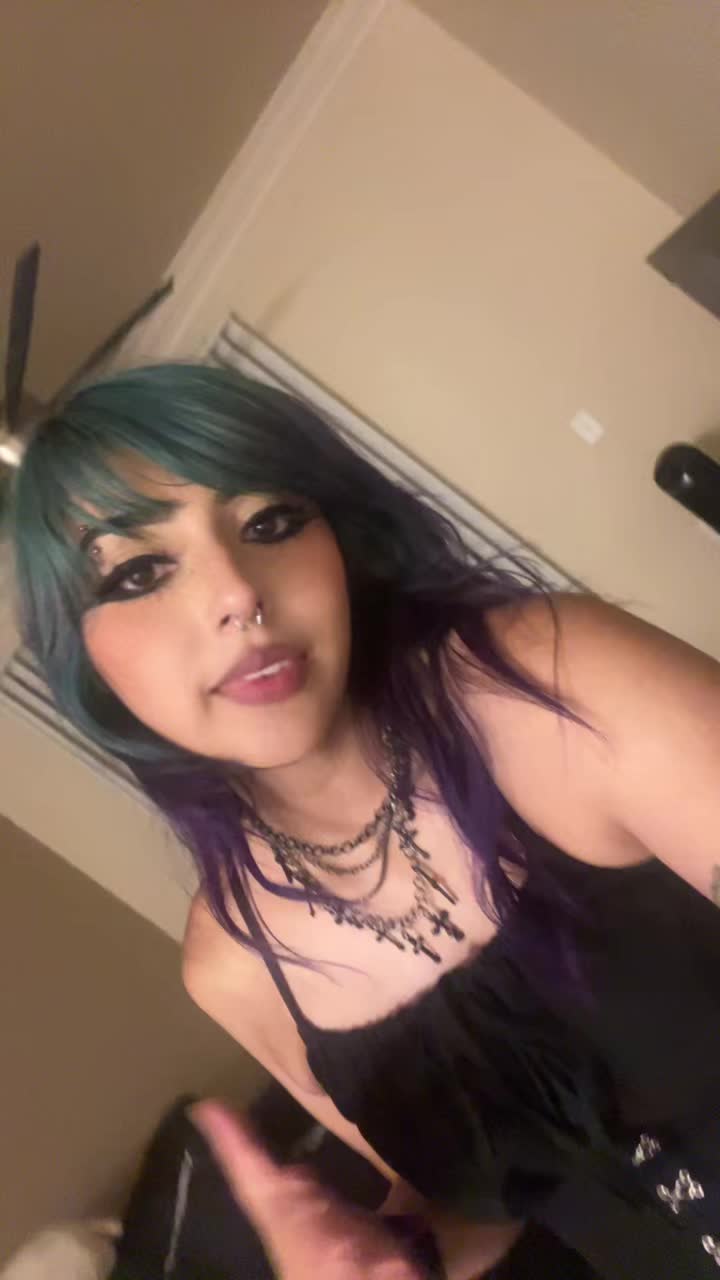 @Sam >.<