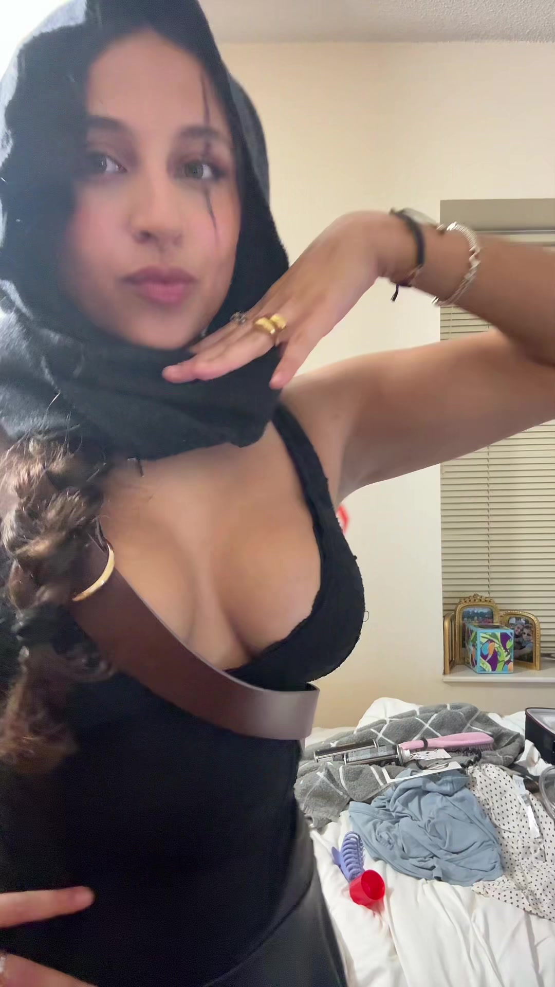@baddieanamamiana