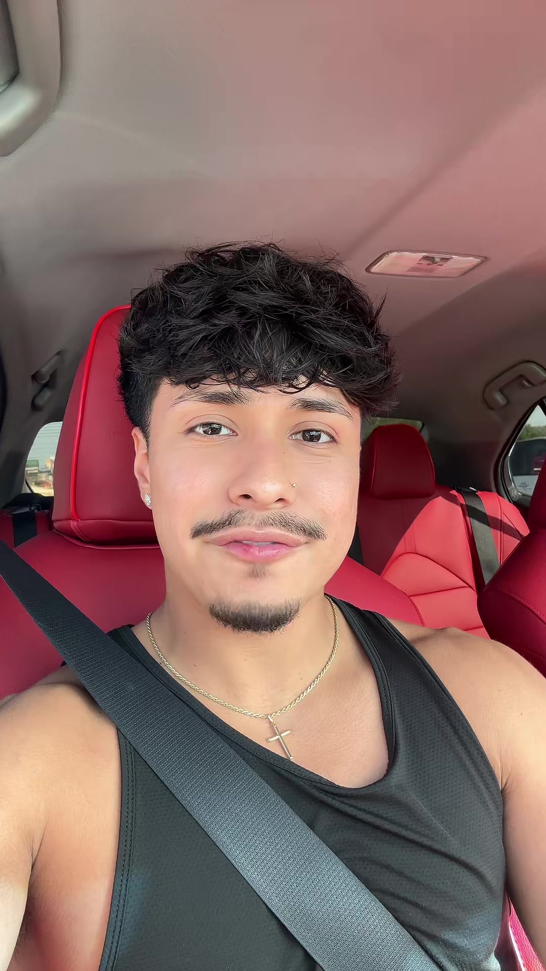 @😁