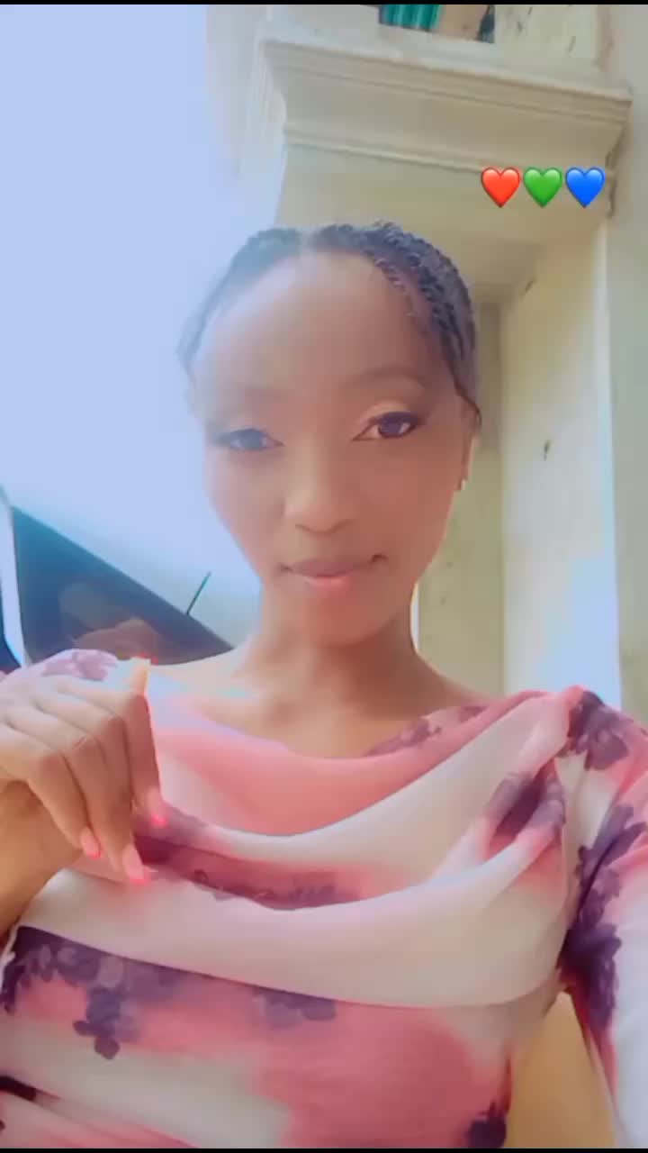 @🥰 Wangechi