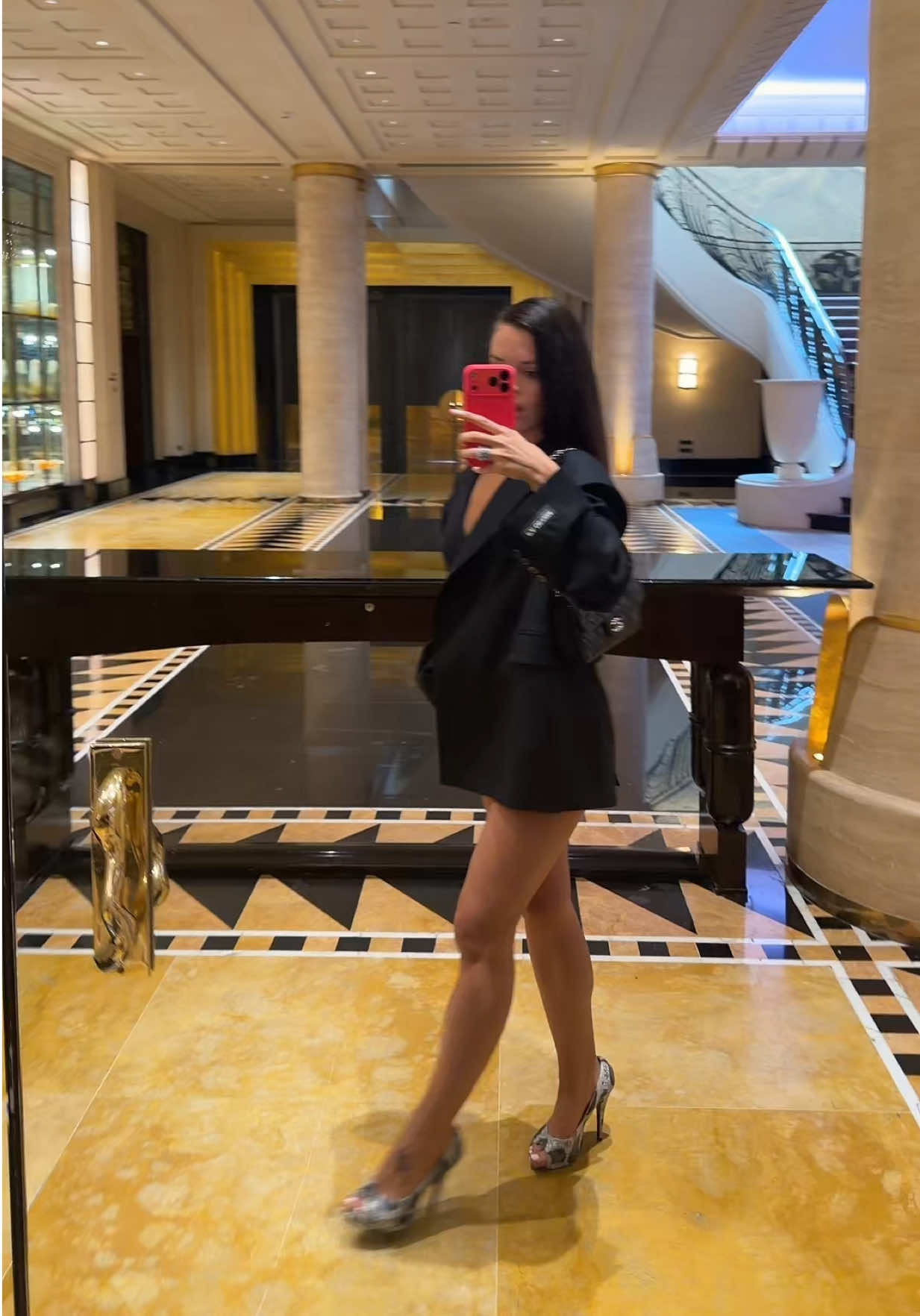 @PAULINEANTXO