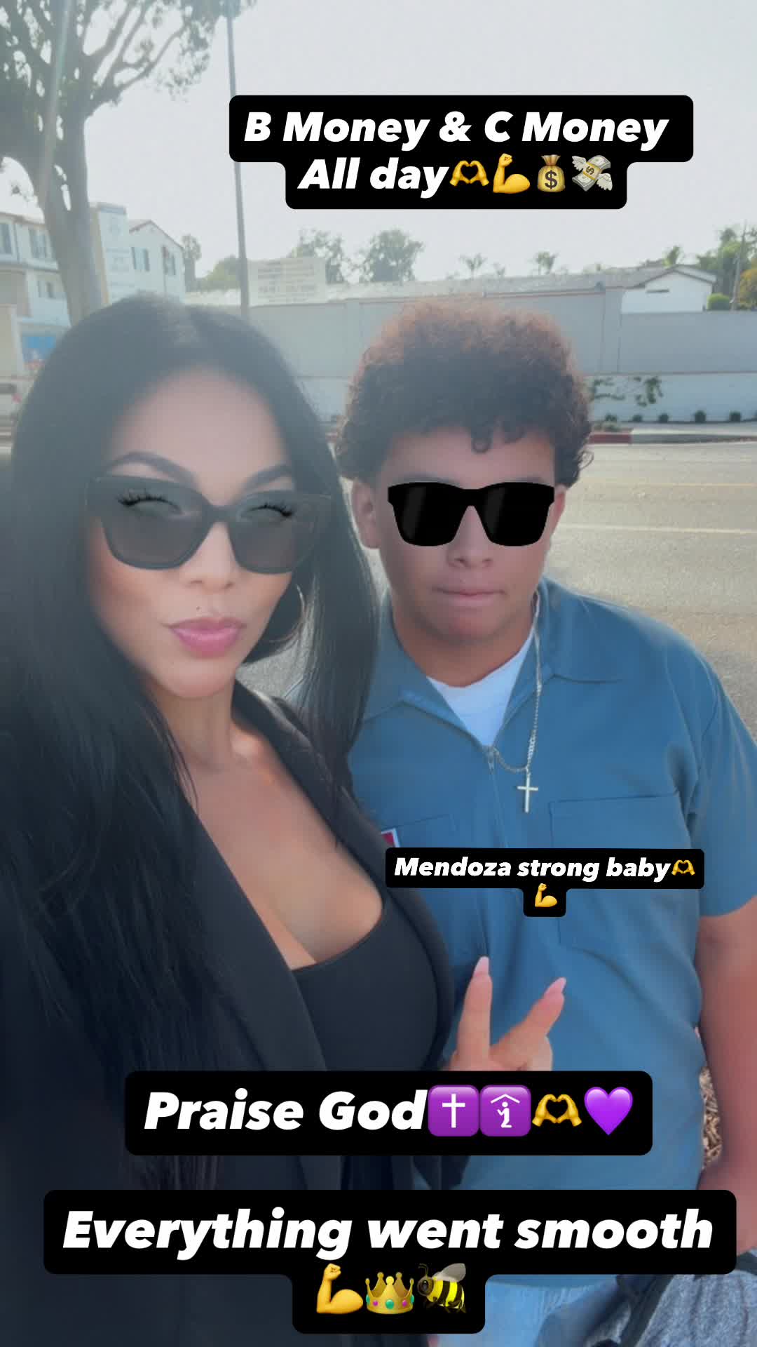 @Bella_B_