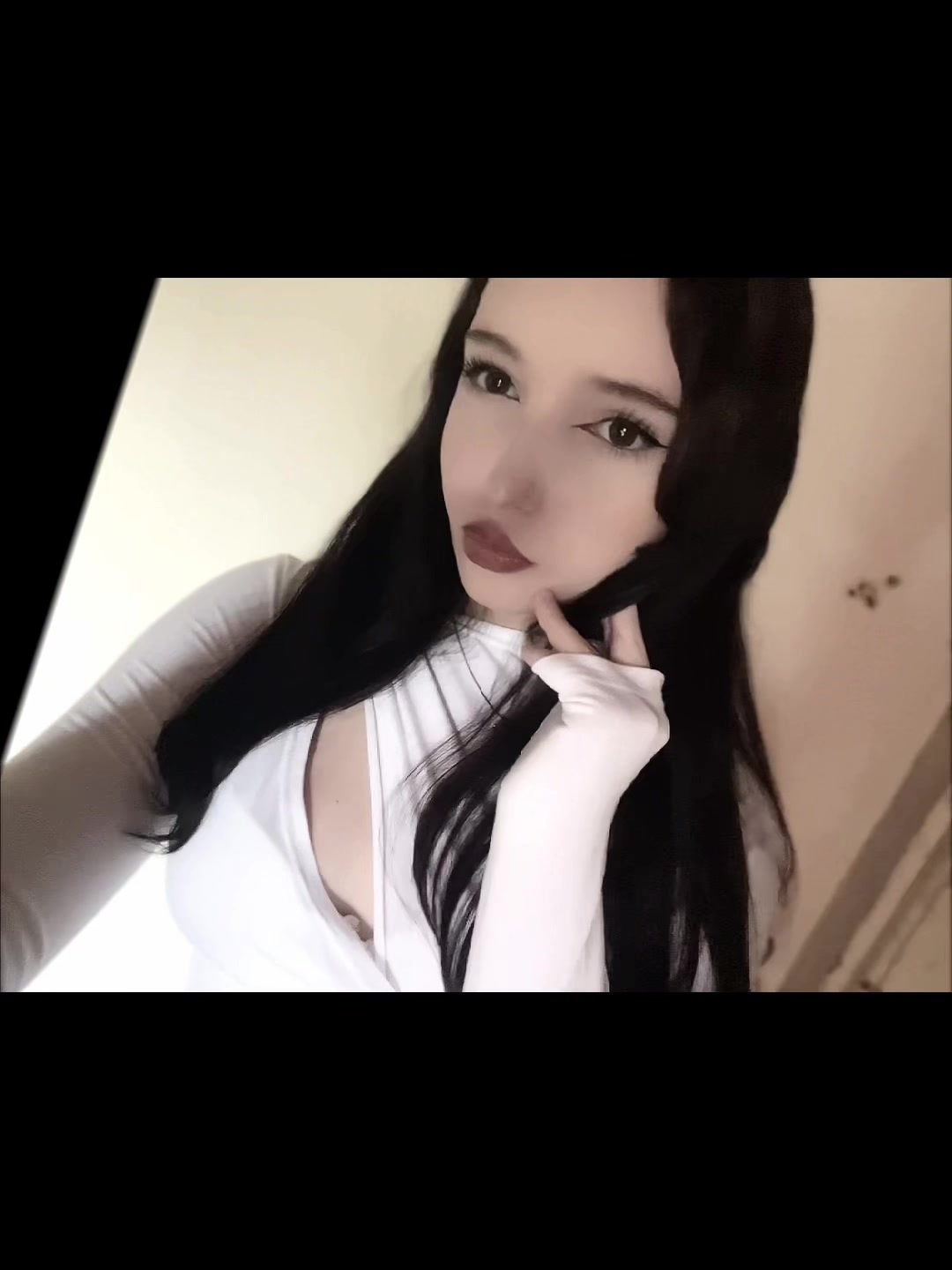 @𝐼𝑛𝑠𝑜𝑚𝑛𝑖𝑎♡