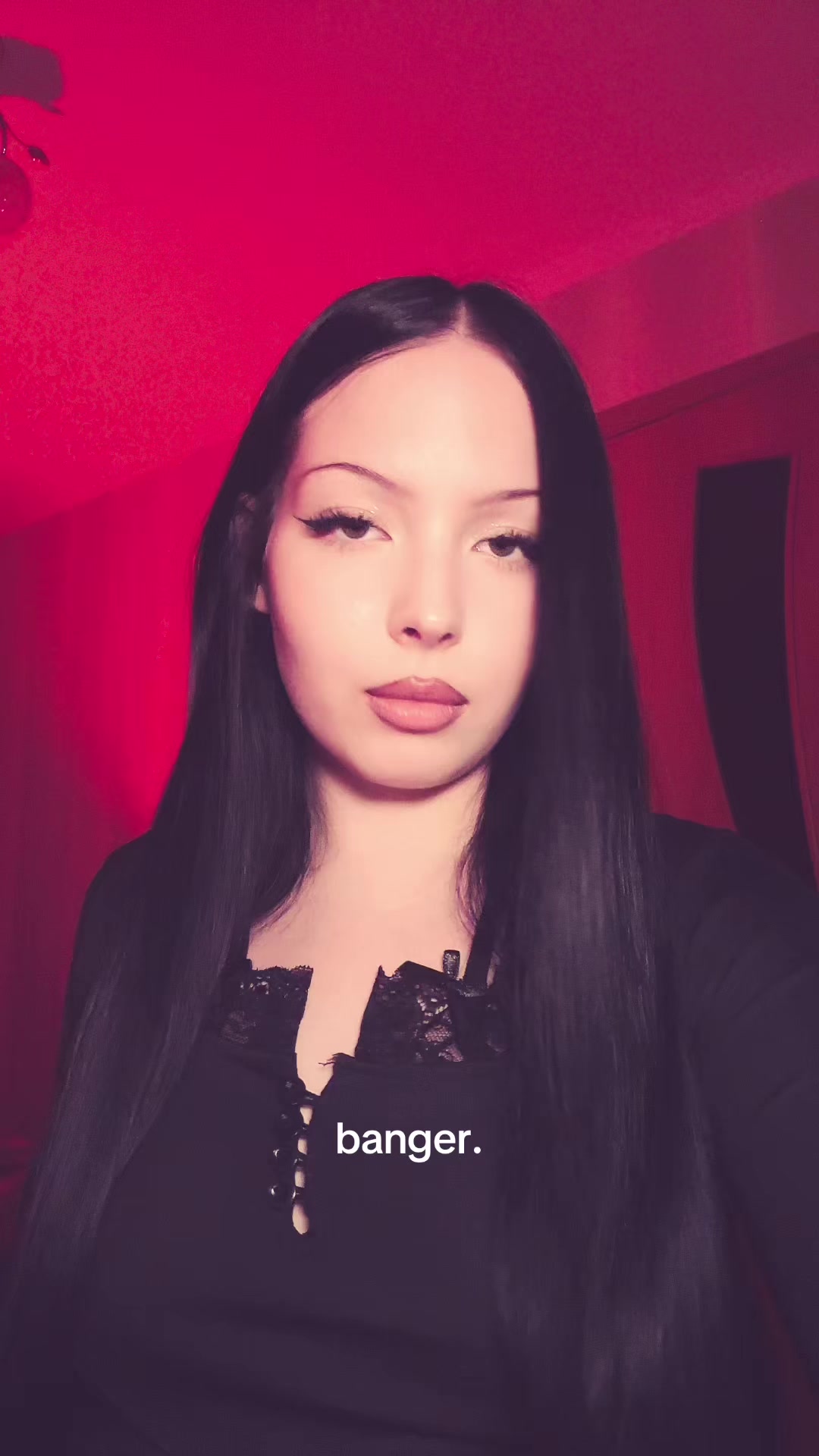 @𝒮ℴ𝒻𝒾𝒶