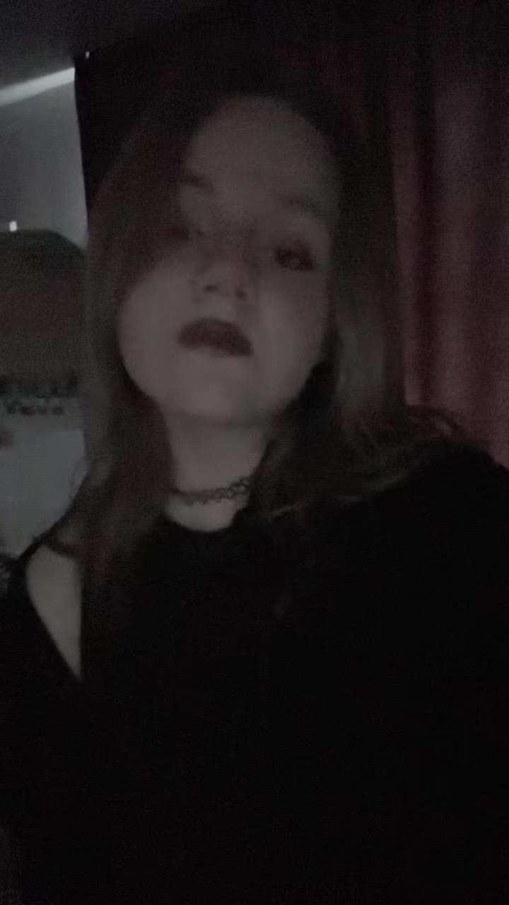 @archiqqeq
