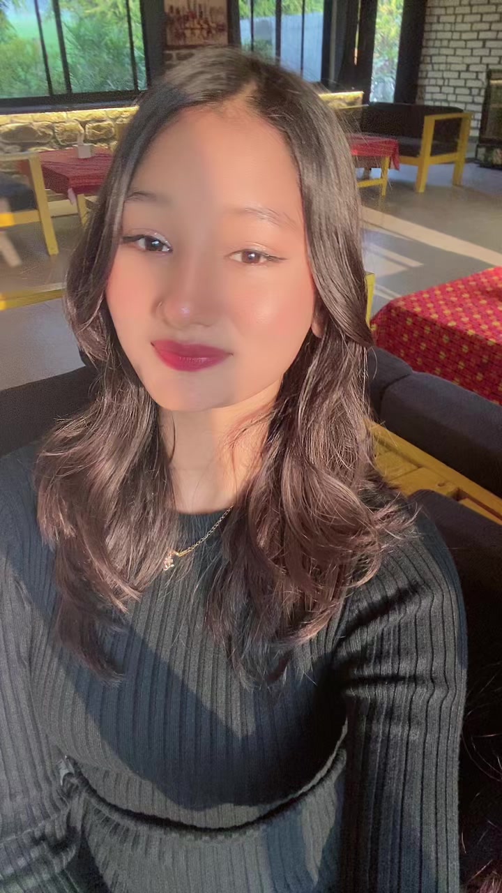 @Deeya Chand✨