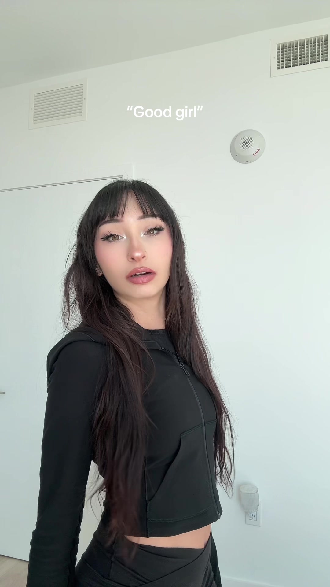 @Foxxi
