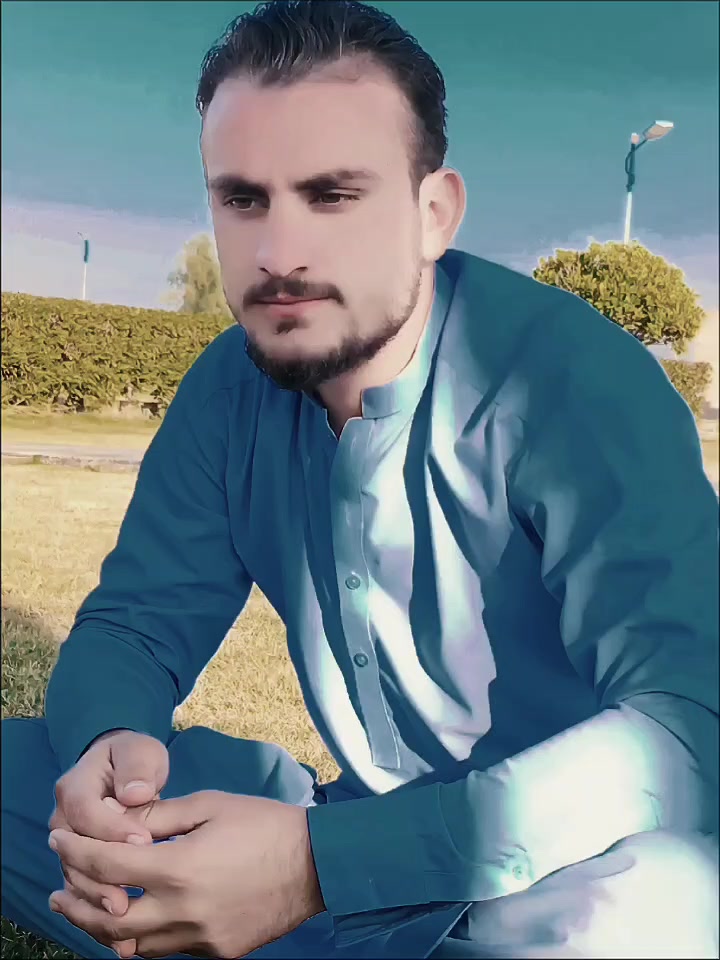 @Sabtain haider Khan hoti 999
