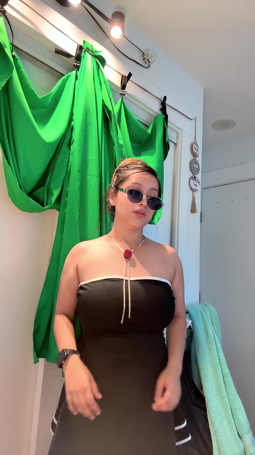 @Eenu🇳🇵🇨🇦
