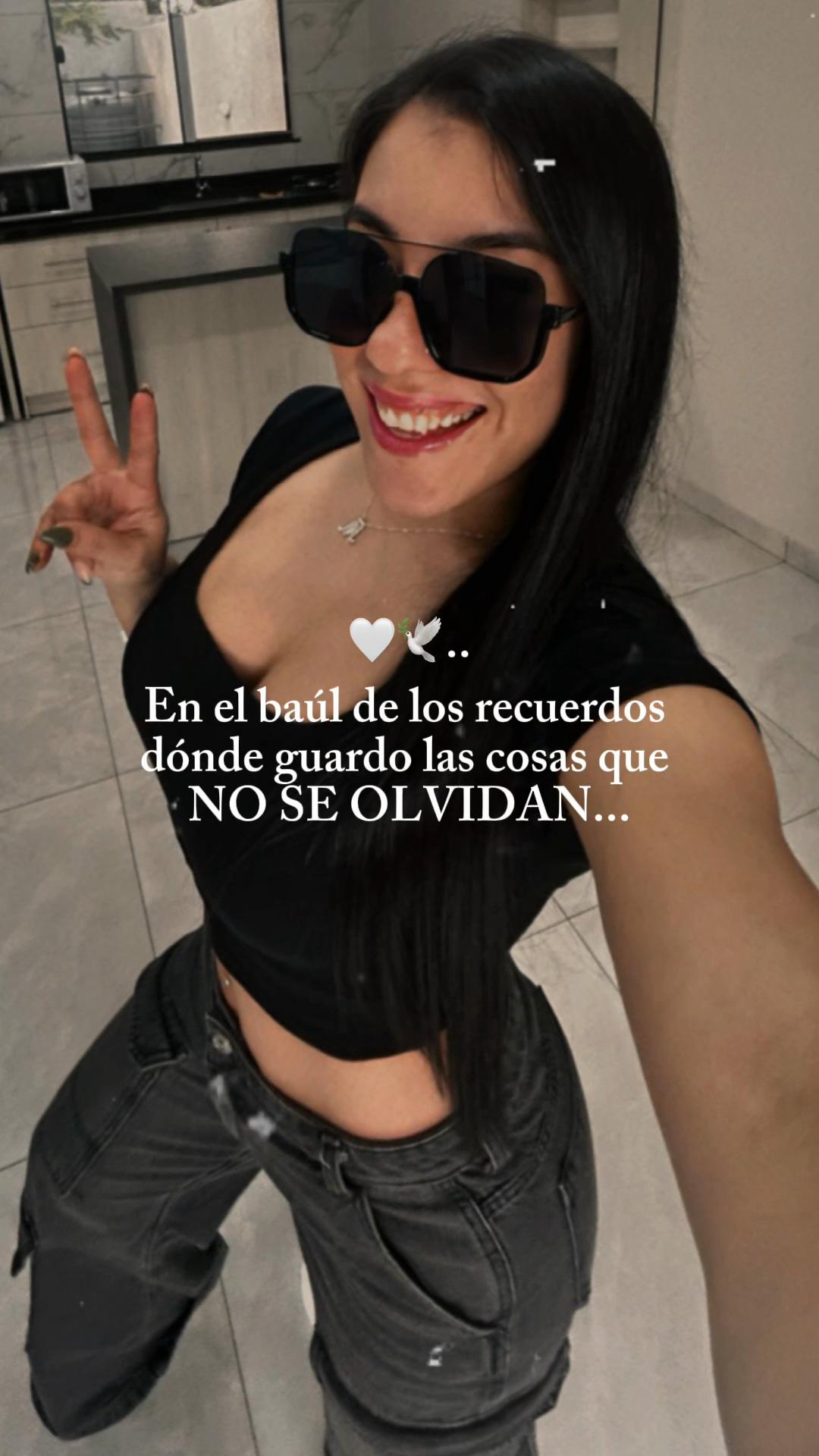 @Monika Santacruz ✨